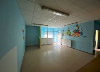 sala - Locale Commerciale Via Gioacchino Rossini, Corciano - foto 1