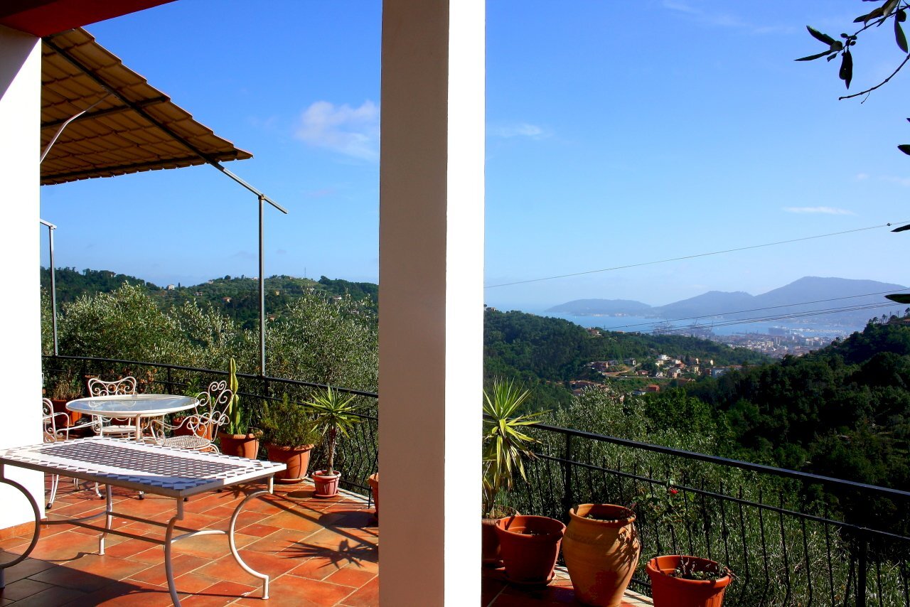 IMG_7730.JPG - Agriturismo Vezzano Ligure - foto 2