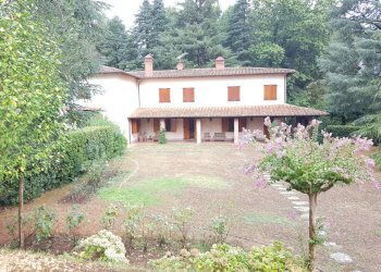20210917_114638.jpg - Villa Via di Villa Altieri 1179/A, Lucca - foto 1