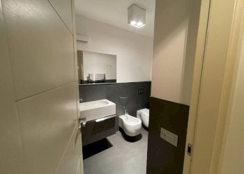Bagno - Appartamento via Vittorio Alfieri, 6, Torino (zona Centro) - foto 10