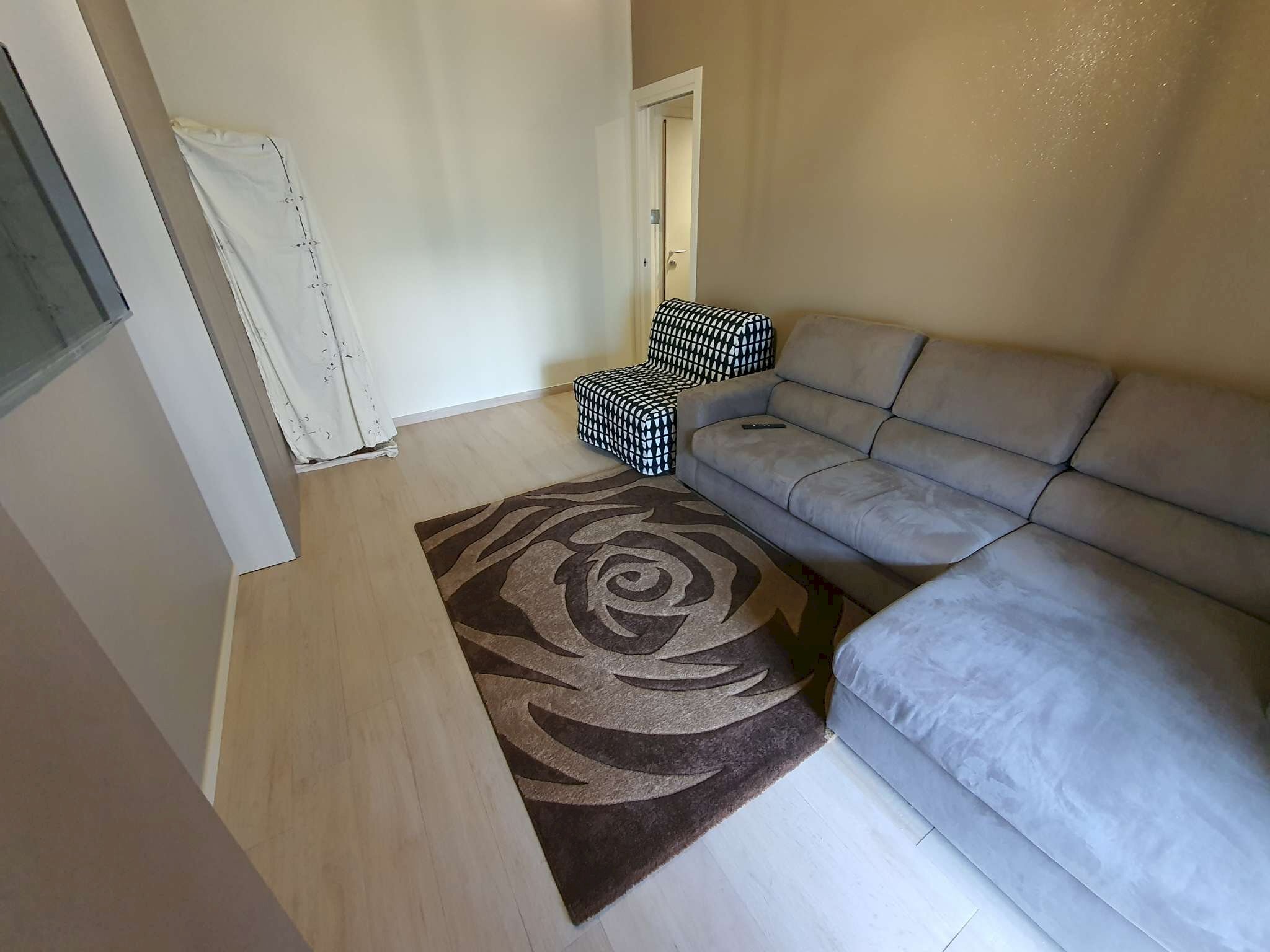 soggiorno/letto - Monolocale via Olgettina, Milano - foto 1