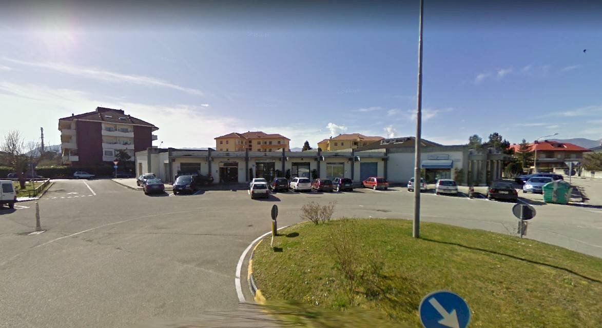 visualepiazzaconnegozi - Shop piazzale Caravaggio, Rieti - photo 2