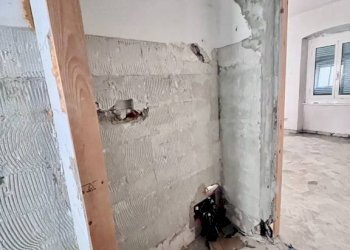 Disimpegno - Trilocale via Ursone da Sestri, 6, Genova (zona Sestri Ponente) - foto 13