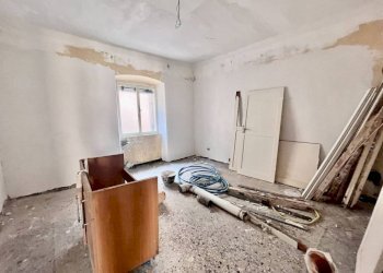 Camera da letto - Trilocale via Ursone da Sestri, 6, Genova (zona Sestri Ponente) - foto 15