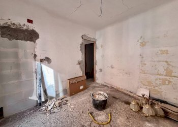 Cucina - Trilocale via Ursone da Sestri, 6, Genova (zona Sestri Ponente) - foto 18
