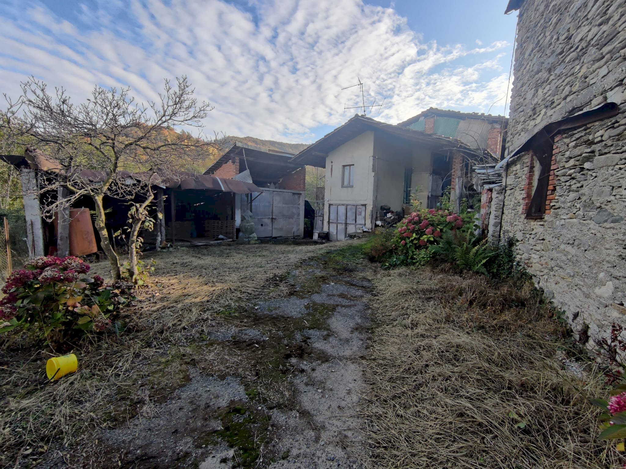 Casa indipendente Via Comba Gambasca, 25, Sanfront - foto 1