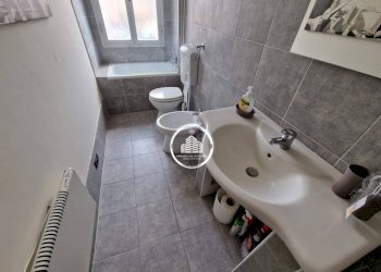 bagno - Bilocale Borgo San Martino, 38, Pocapaglia - foto 10