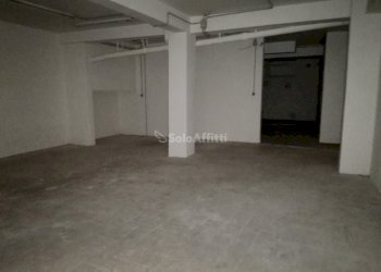 IMG_20211105_111951.jpg - Locale Commerciale Via Remigio Farnetti, Frascati - foto 12