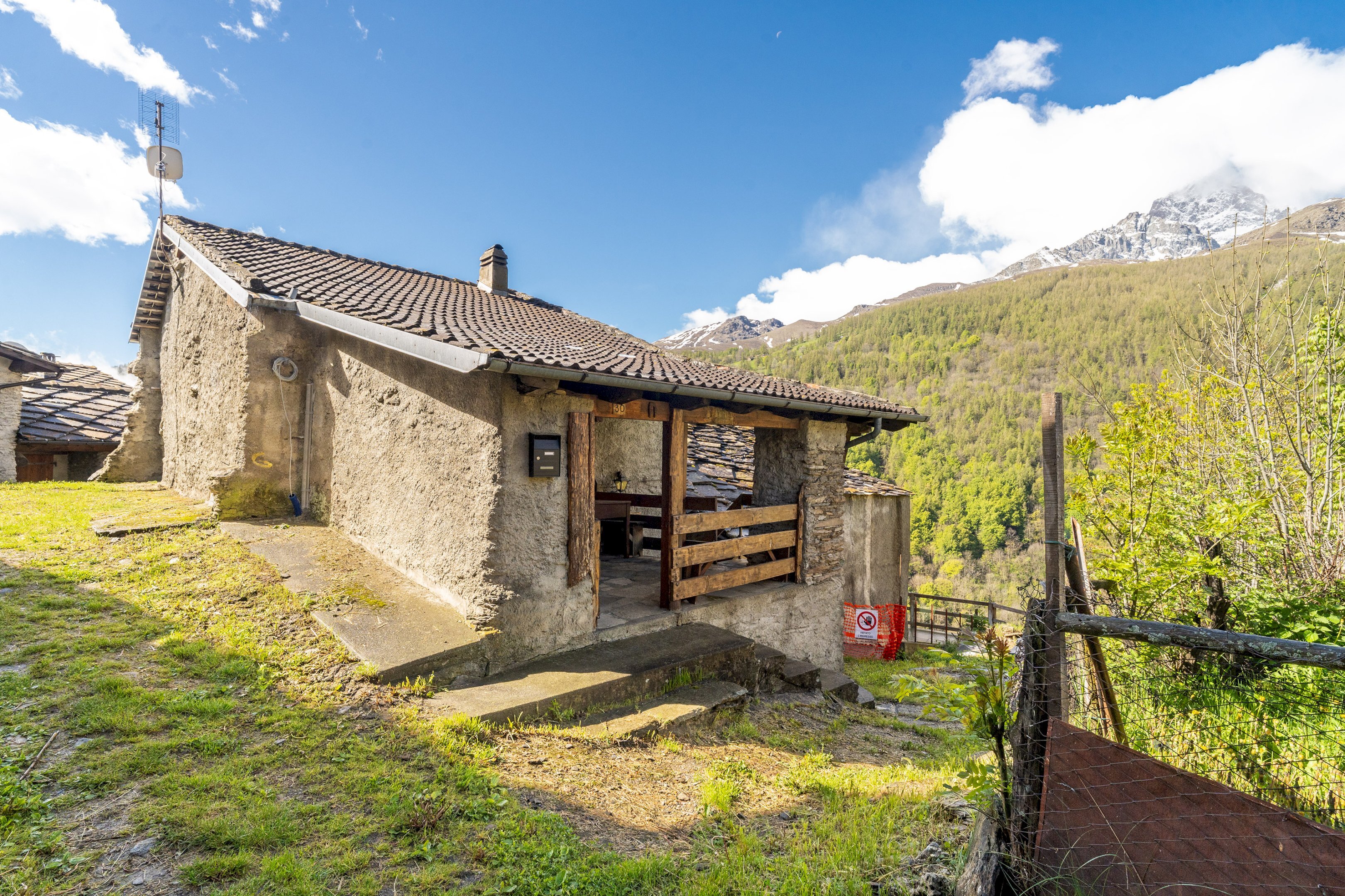 Semi-detached house Frazione Borgo, 31, Crissolo - photo 1