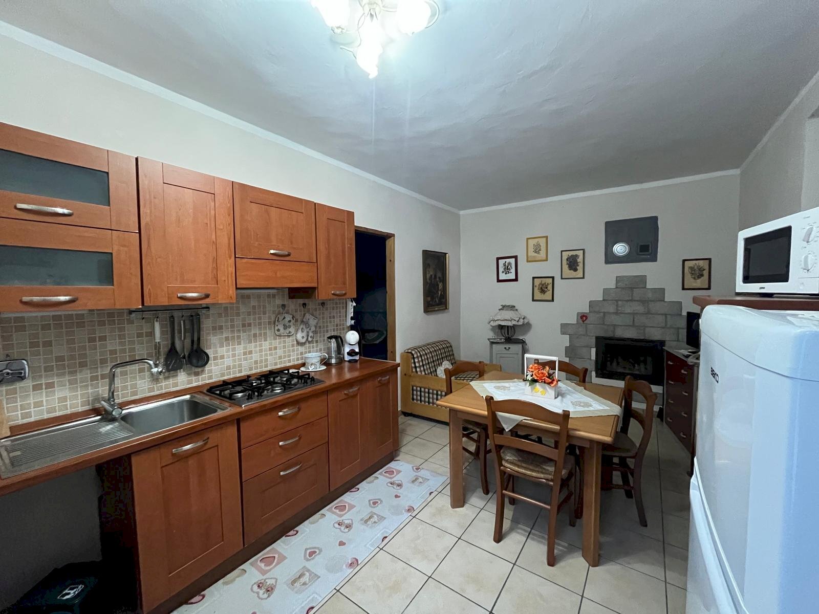 Casa per ferie via Generale Martinat, 4, Perrero - foto 2