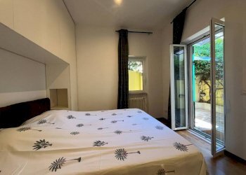 Camera da letto - Bilocale via degli Orti della Farnesina, 11, Roma - foto 23