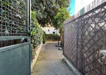 Giardino - Bilocale via degli Orti della Farnesina, 11, Roma - foto 32