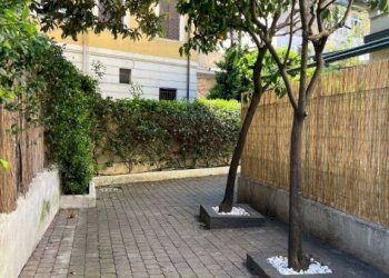 Cortile interno - Bilocale via degli Orti della Farnesina, 11, Roma - foto 33