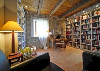 au13.jpg - Villa Aulla - foto 14