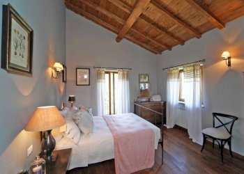 au24.jpg - Villa Aulla - foto 22