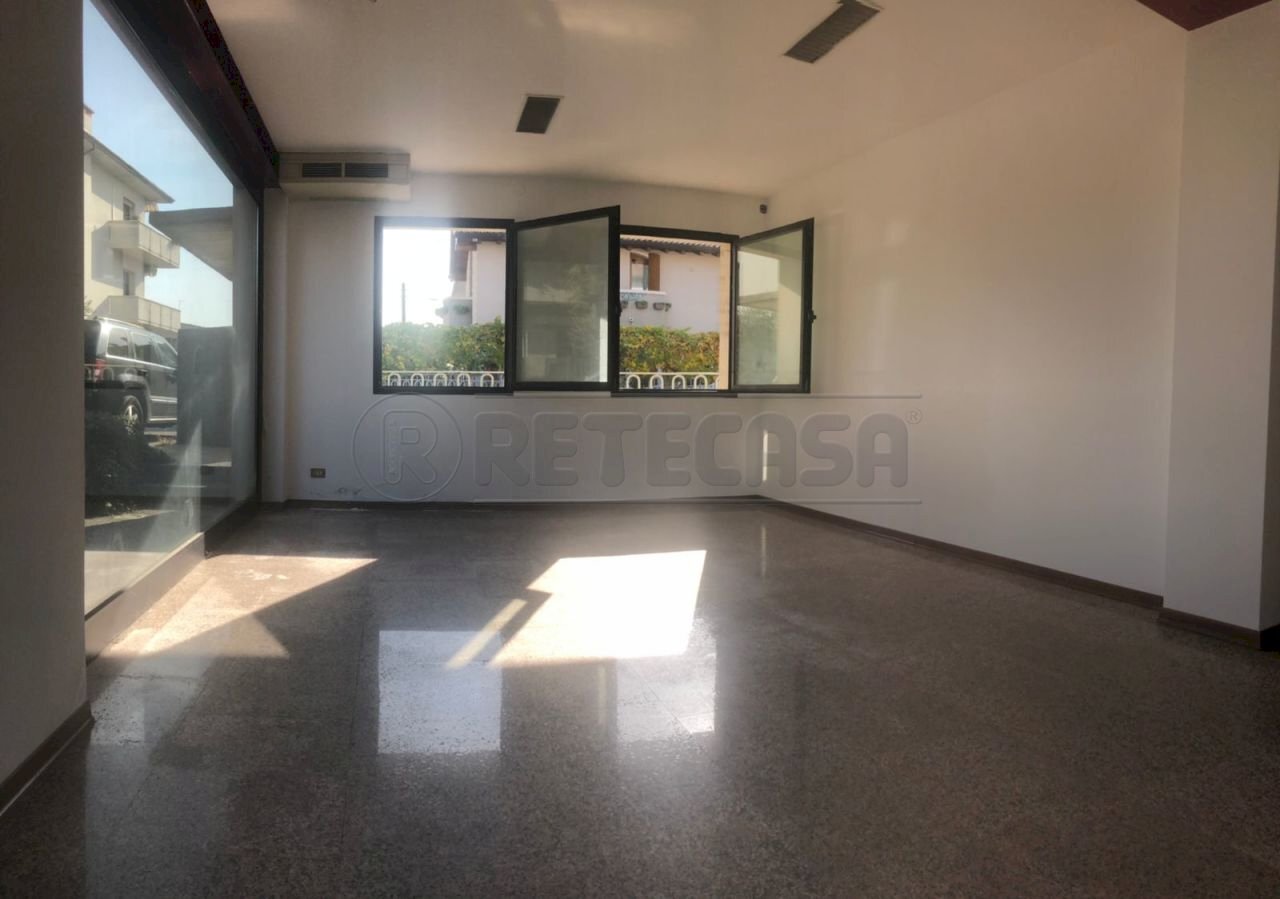 2.jpeg - Locale Commerciale Romano d'Ezzelino - foto 2