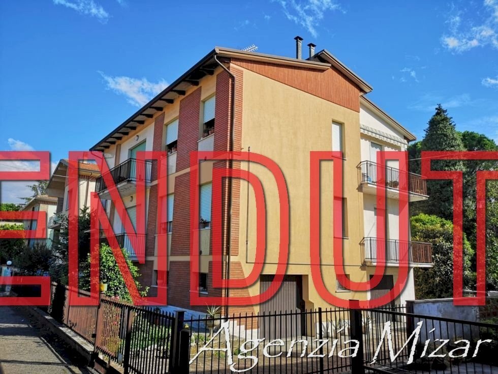 Villa Imola - foto 1