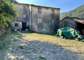 rustico casa colonica in vendita a Lucca (1).jpg - Casale Via delle Mura 13, Pescaglia - foto 1