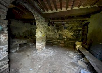 rustico casa colonica in vendita a Lucca (44).jpg - Casale Via delle Mura 13, Pescaglia - foto 21