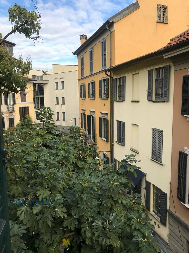 Three-room apartment Via Madonnina, Milano - photo 3