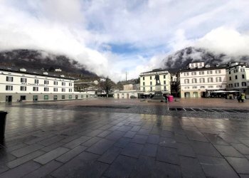 Zona - Box piazza Giuseppe Garibaldi, Sondrio - foto 2