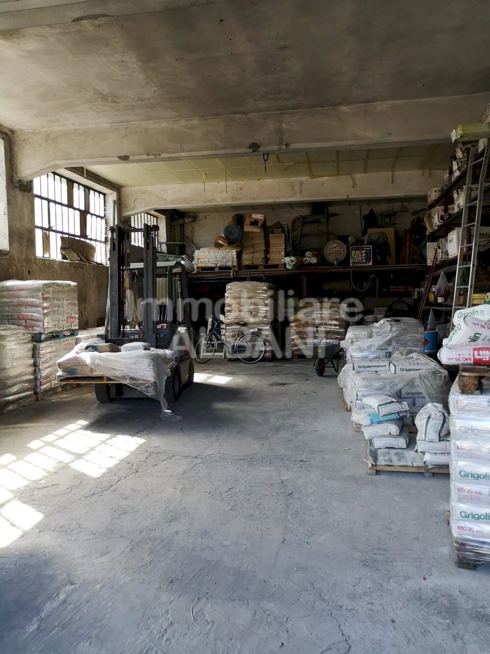 AC197_FERRAMENTA IN VENDITA - Not Food Vezzano Ligure - photo 1