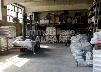 AC197_FERRAMENTA IN VENDITA - Non Alimentare Vezzano Ligure - foto 1