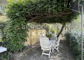 IN293_villa bifamiliare con piscina e giardino  (1 - Casa indipendente Villa Località 21, Bolano - foto 18