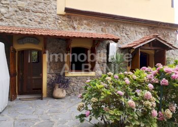 IN293_vendita_piscina_giardino_laspezia_bolano - Casa indipendente Villa Località 21, Bolano - foto 3