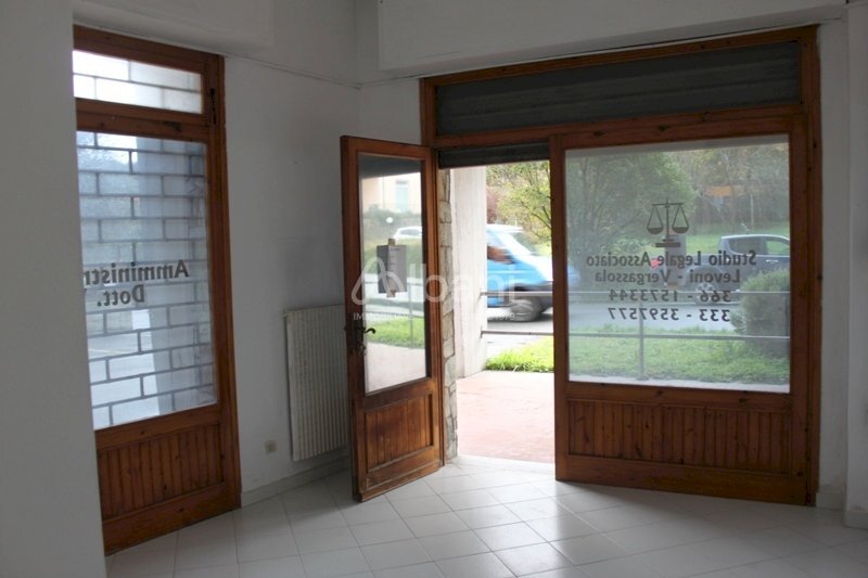 IMG_6297.JPG - Locale Commerciale Arcola - foto 2