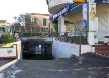 FC105_VENDITA_GARAGE_TERMO_LASPEZIA - Box La Spezia - foto 1