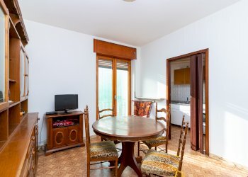 Appartamento via IV Novembre, 106, Pradleves - foto 2