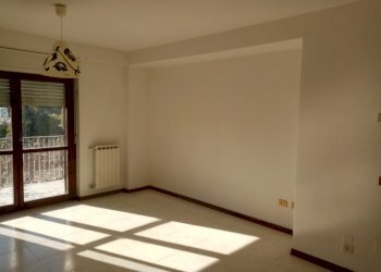 IMG_20211014_100336.jpg - Appartamento Via del Rivo 38, Terni - foto 3