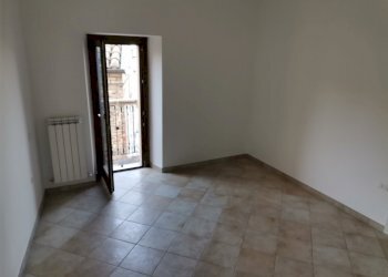 04 RIPATRANSONE - Centro storico casa del 1940 ris - Casa indipendente Ripatransone - foto 8