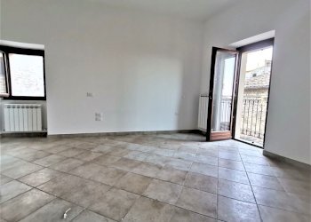 05 RIPATRANSONE - Centro storico casa del 1940 ris - Casa indipendente Ripatransone - foto 9