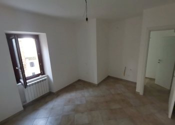 06 RIPATRANSONE - Centro storico casa del 1940 ris - Casa indipendente Ripatransone - foto 10