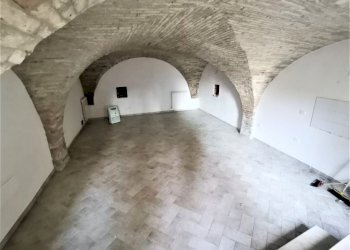 13 RIPATRANSONE - Centro storico casa del 1940 ris - Casa indipendente Ripatransone - foto 14