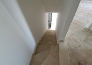 16 RIPATRANSONE - Centro storico casa del 1940 ris - Casa indipendente Ripatransone - foto 16