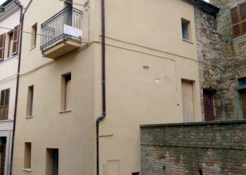 23 RIPATRANSONE - Centro storico casa del 1940 ris - Casa indipendente Ripatransone - foto 24