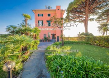 Facciata - Appartamento via Silvano Stacchetti, Genova (zona Quarto) - foto 1