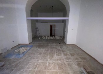 4.jpg - Locale Commerciale Via Fulvio Renella 37, Caserta - foto 4