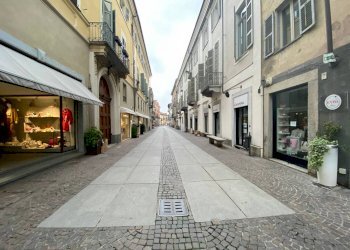 Clothing - Underwear via Vittorio Emanuele II, Chieri - photo 1