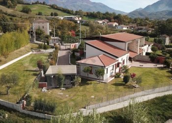 Villa Bifamiliare Via Spineto, Atina - foto 12