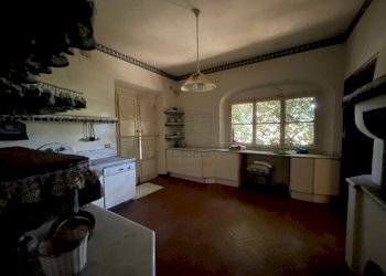 CASA COLONICA IN VENDITA A LUCCA (7).jpg - Villa Via Vecchia Pesciatina in Gragnano, Lucca - foto 14