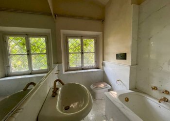 CASA COLONICA IN VENDITA A LUCCA (19).jpg - Villa Via Vecchia Pesciatina in Gragnano, Lucca - foto 18