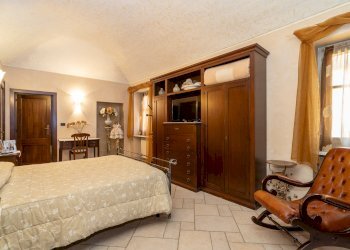 prima camera da letto - Appartamento Corso Re Umberto, 16, Verzuolo - foto 23