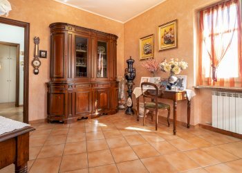 soggiorno - Appartamento Corso Re Umberto, 16, Verzuolo - foto 3