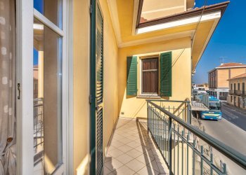 balcone camera da letto - Appartamento Corso Re Umberto, 16, Verzuolo - foto 41