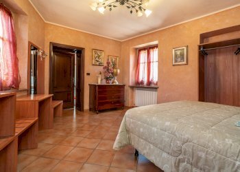 seconda camera da letto - Appartamento Corso Re Umberto, 16, Verzuolo - foto 29