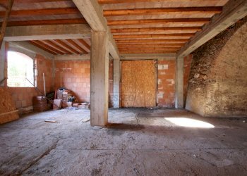 rudere da ristrutturare vendesi lucca.JPG - Casale Lucca - foto 10